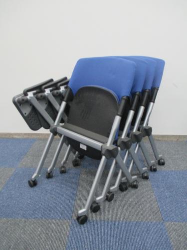 【3脚セット商品】【スタッキングチェア】　オカムラ製　LITA（リータ）シリーズ　【メモ台付き】【会議チェア】
                                    中古
            