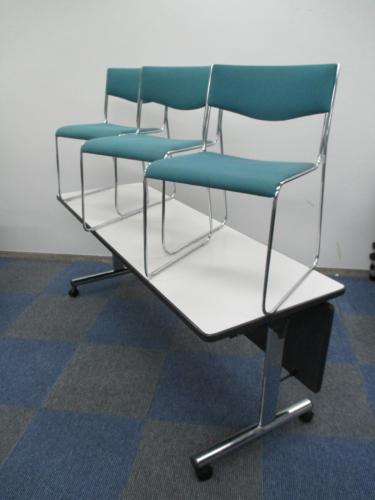 【セット商品】　テーブル：イトーキ製＆チェア：コクヨ製　【ロット商品】
                                    中古
            