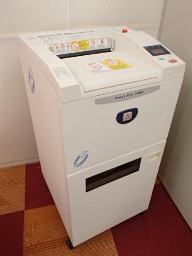 その他
                                    中古
            