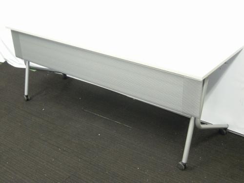 【7台ロット入荷！状態良好】岡村製作所　サイドスタックテーブル　幅1800mm 
                                    中古
            