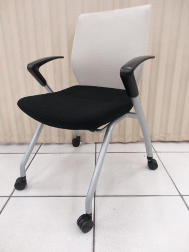 コクヨ製　ミーティングチェア　スタイラ/Stylaシリーズ　【会議チェア】
                                    中古
            