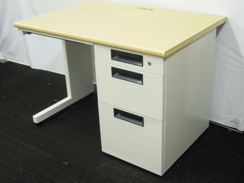 【１台限定特価！】幅1000ｍｍ　片袖デスク　天板ナチュラル　【中古事務机】
                                    中古
            