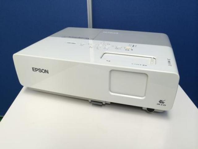 季節のおすすめ商品 EPSON プロジェクター EMP-822 2600ルーメン リモコン付