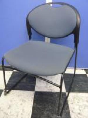 大量入荷！■イトーキ製　スタッキングチェア■揃いでのご提案が可能です。【オフィス家具　チェア　イス　埼玉】【会議チェア】
                                    中古
            