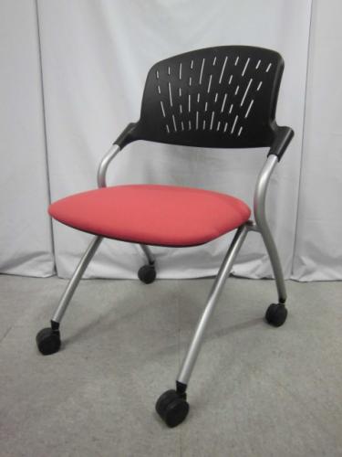 サテラ(satela)チェア｜ライオン｜ブラックシェル｜キャスター付き｜レッド｜【会議チェア】
                                    中古
            