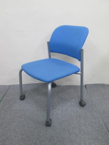 【コクヨ製肘無しスタッキングチェア｜キャスター付】
                        
                                    中古
            