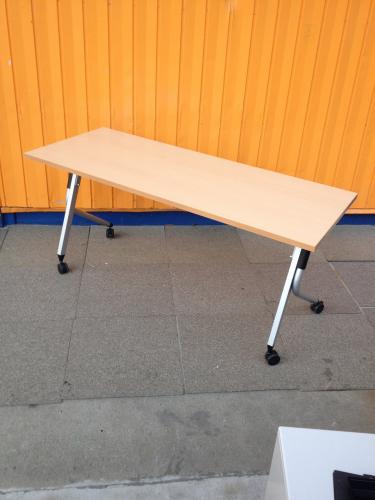 【プラス製】サイドスタックテーブル
                                    中古
            