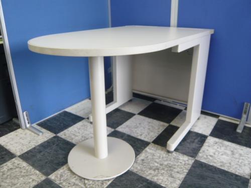 ■コクヨ製　プリンター台■デスクと同じ高さで使えます。
                                    中古
            