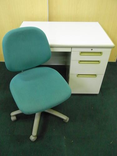 【セットでお買い得】■オカムラ製デスク　＆　オカムラ製チェア　〜間違いない組み合わせ〜
                                    中古
            