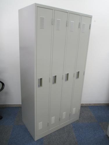 【4人用ロッカー】　ナイキ製　【鏡完備】
                                    中古
            