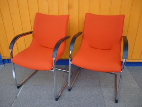 綺麗です！！！◇オカムラ　ミーティングチェア◇　2脚セット【会議チェア】
                                    中古
            