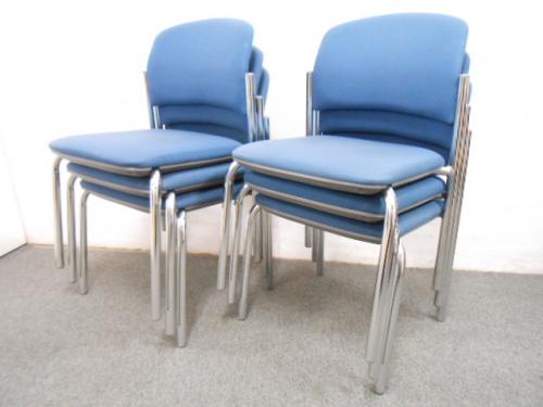 ■スタッキングチェア6脚セット　■ブルー　■メッキ脚　■ウチダ　■MF-152　【セット商品】【会議チェア】
                                    中古
            