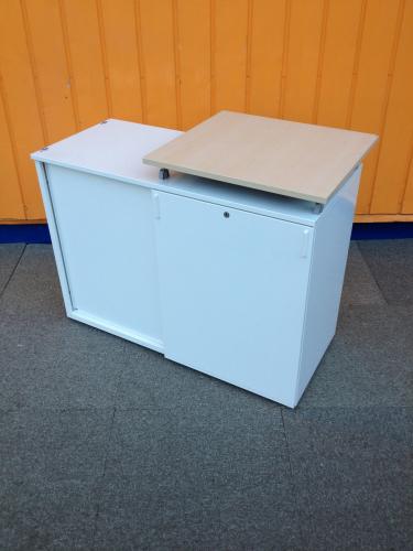 オカムラ製　書庫
                                    中古
            