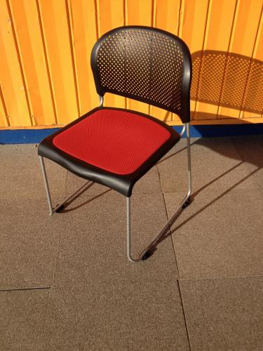 会議用チェア　オカムラ　【会議チェア】
                                    中古
            