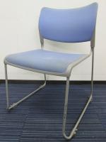 【会議用椅子】スタッキングチェア【オカムラ製】【色：ブルー】【垂直に収納可能】【ロット】【会議チェア】