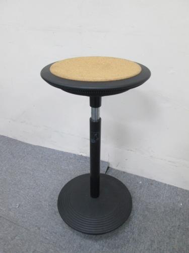 ■状態良好【wilkhahn(ウィルクハーン)製ハーフシーティングチェアstitzチェア】【会議チェア】
                                    中古
            