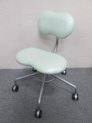 ■状態良好【イトーキ製ＴＡＣＩＴ(タシット)チェア・パールグリーン】■2005年度グッドデザイン賞受賞【会議チェア】
                                    中古
            