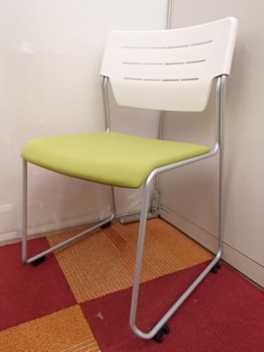 中古｜スタッキングチェア｜イトーキ製｜エレック｜KLC- 610GBZ5W8Q6【会議チェア】
                                    中古
            