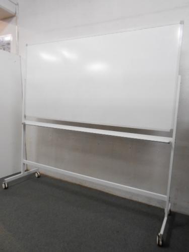 ■脚付ホワイトボード　■片面タイプ　■板面サイズ：W1800×H900
                        
                                    新品
            