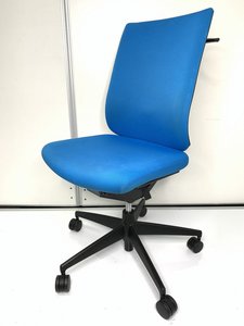 【滞留品の為大特価！】【布地は専門業者による洗浄済み】コートハンガー付き、座奥調整付きの肘無しのウィザードチェア