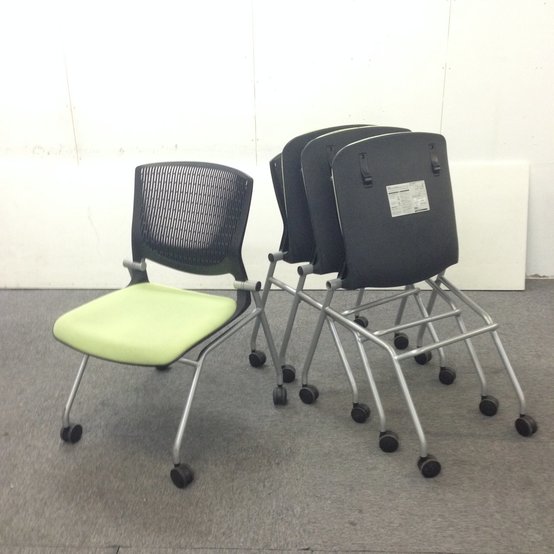 【中古】グラータ  8142GR オカムラ（okamura） スタッキングチェア