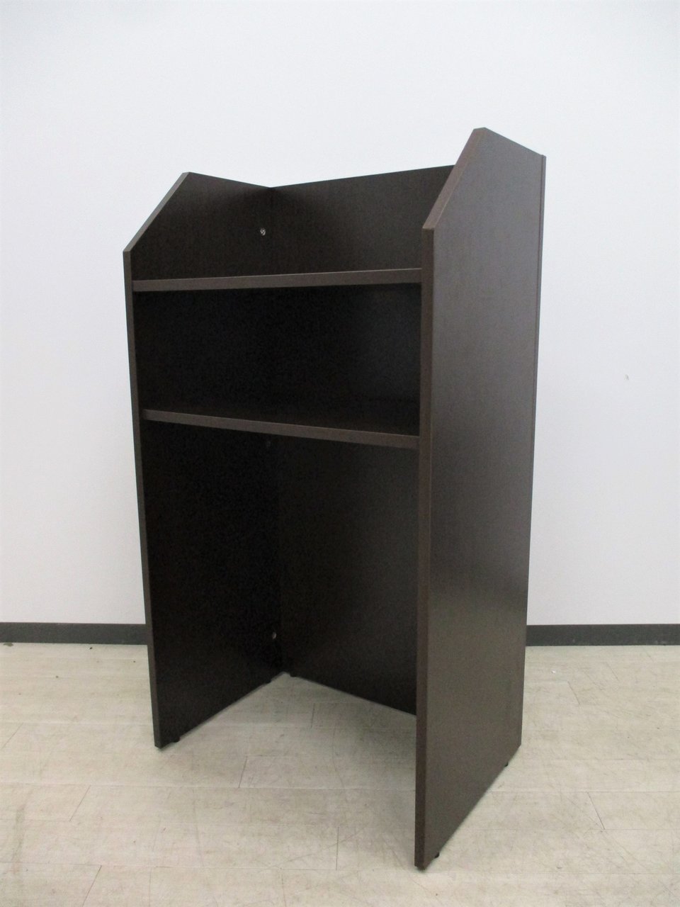 【演説台】格安なのに重厚感あります！カウンターとしても使えます！

                        演説台
                                    新品
            