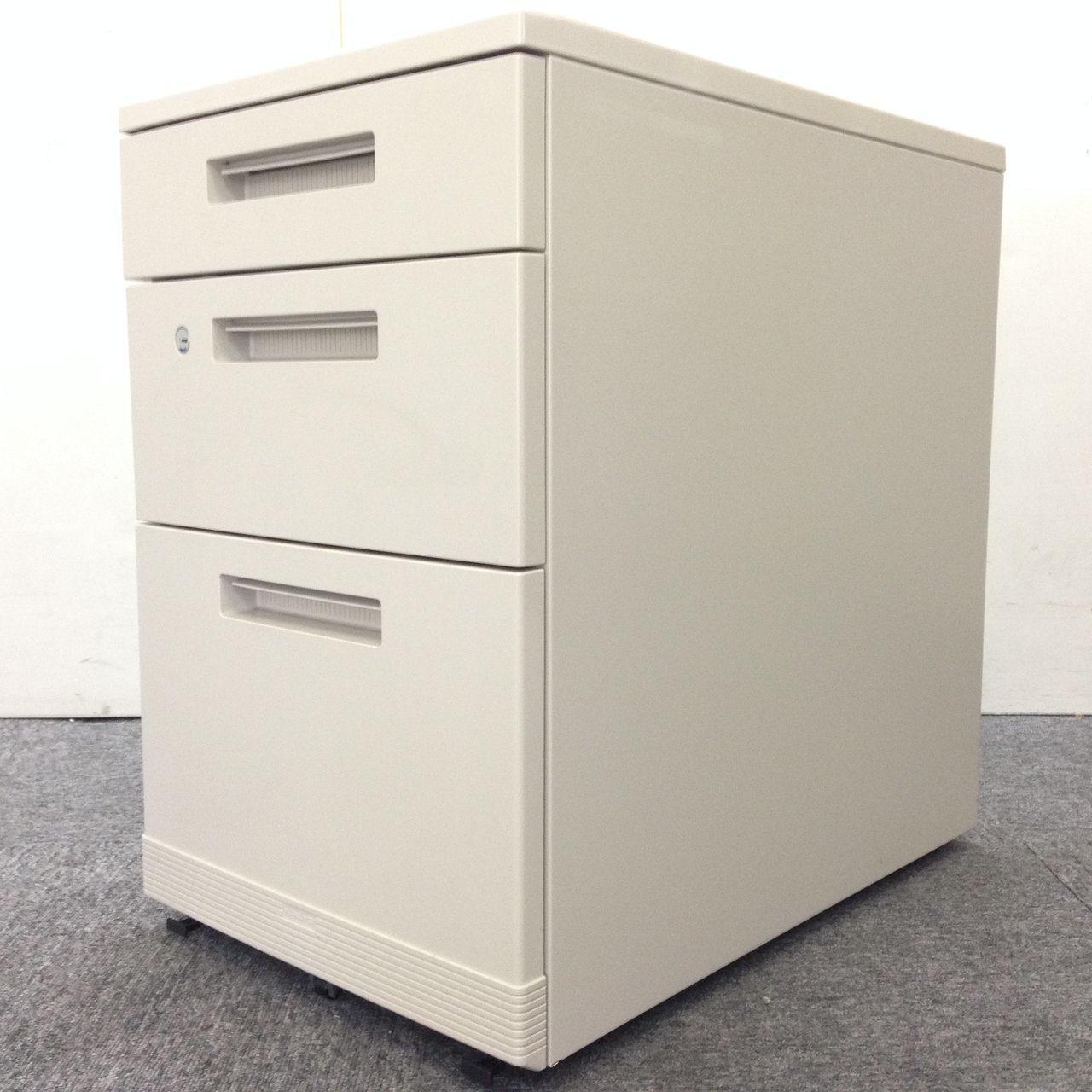 【関西店舗でNo.1の在庫数！】【ロット入荷！】コクヨ製の人気定番シリーズが入荷致しました！
                        新MX 
                                    中古
            