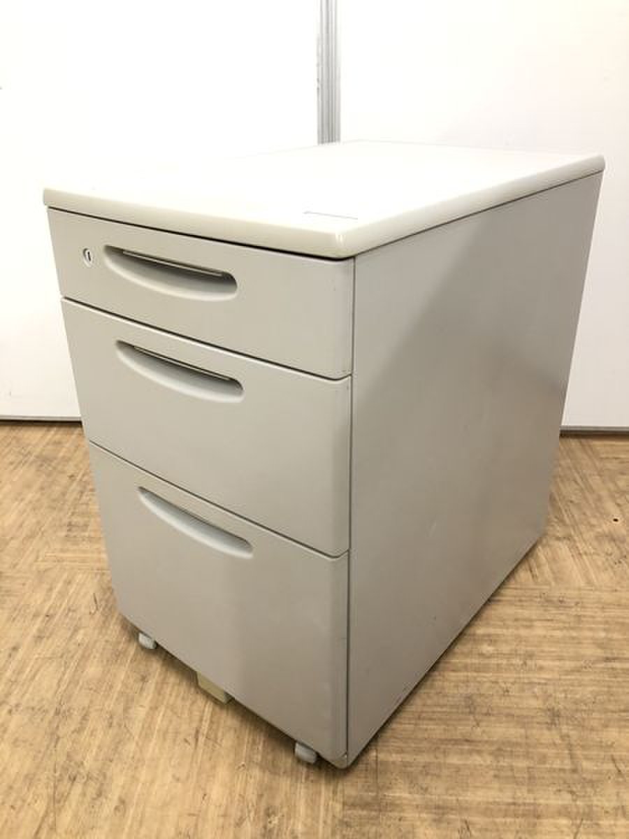 【仕分けしやすい3段タイプ】スタンダード3段ワゴン【デスクインタイプ】【テレワーク(在宅ワーク・リモートワーク)にも対応します】
                        SD
                                    中古
            