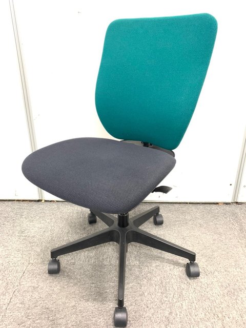 【中古】プラオ  KE230GE-ST1T1G7 イトーキ（ITOKI） 肘無ローバックチェア