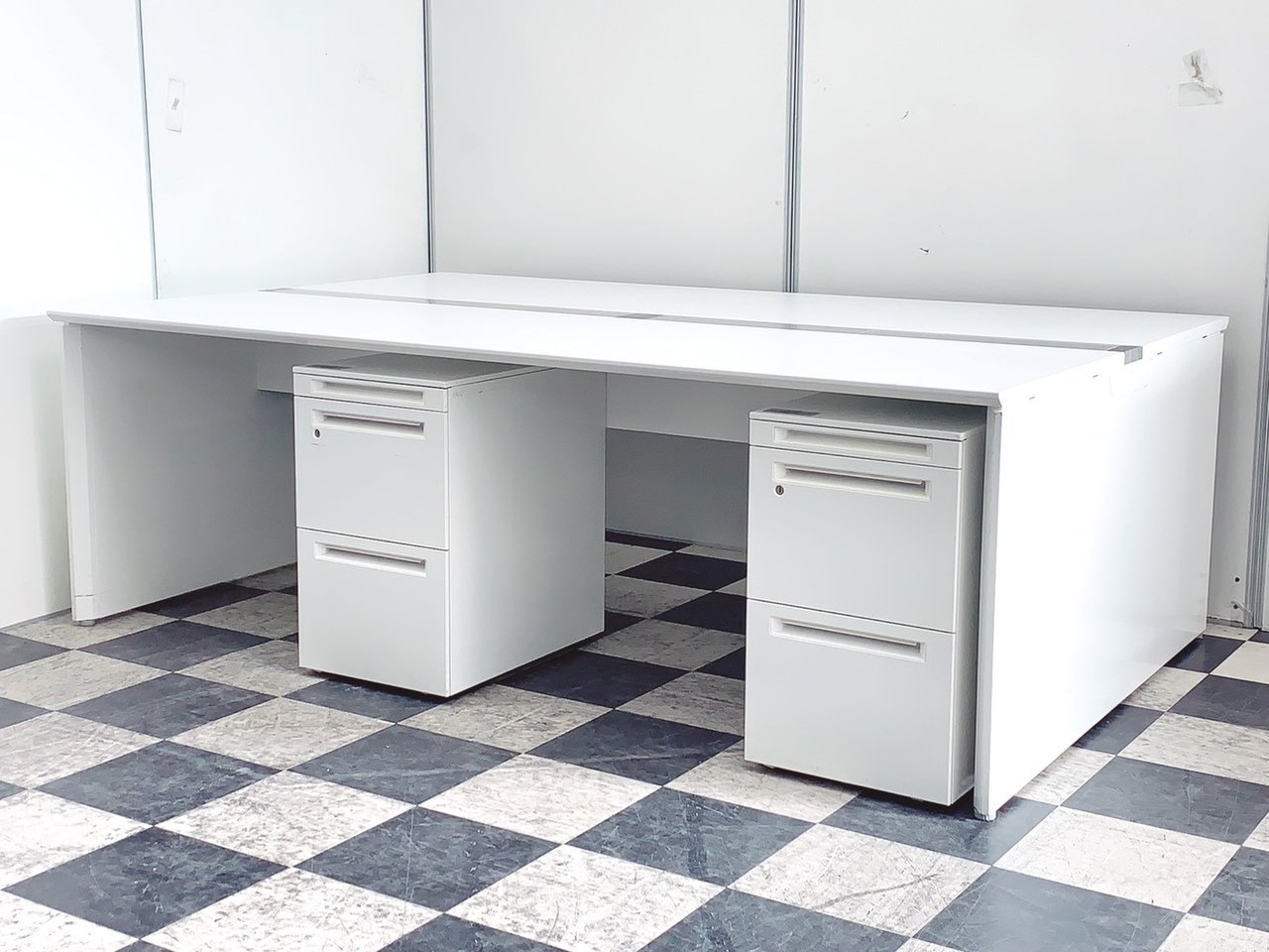 【働き方改革】フリーアドレスデスク/プロユニット/フリーウェイ/ホワイト※ワゴンは別売りです
                        プロユニットフリーウェイ 
                                    中古
            