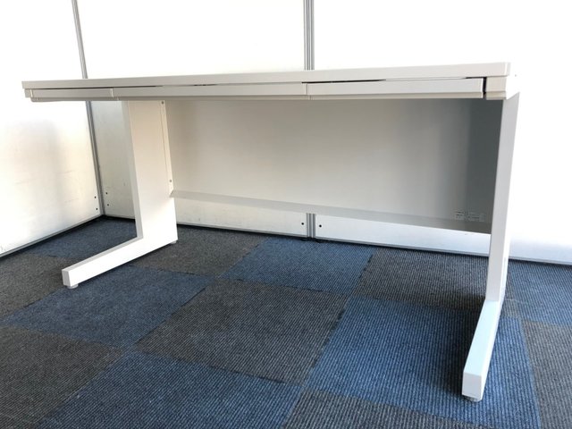 【中古】スカエナ デスク  SFP1400/5-110-6730 ウチダ（UCHIDA) 平机