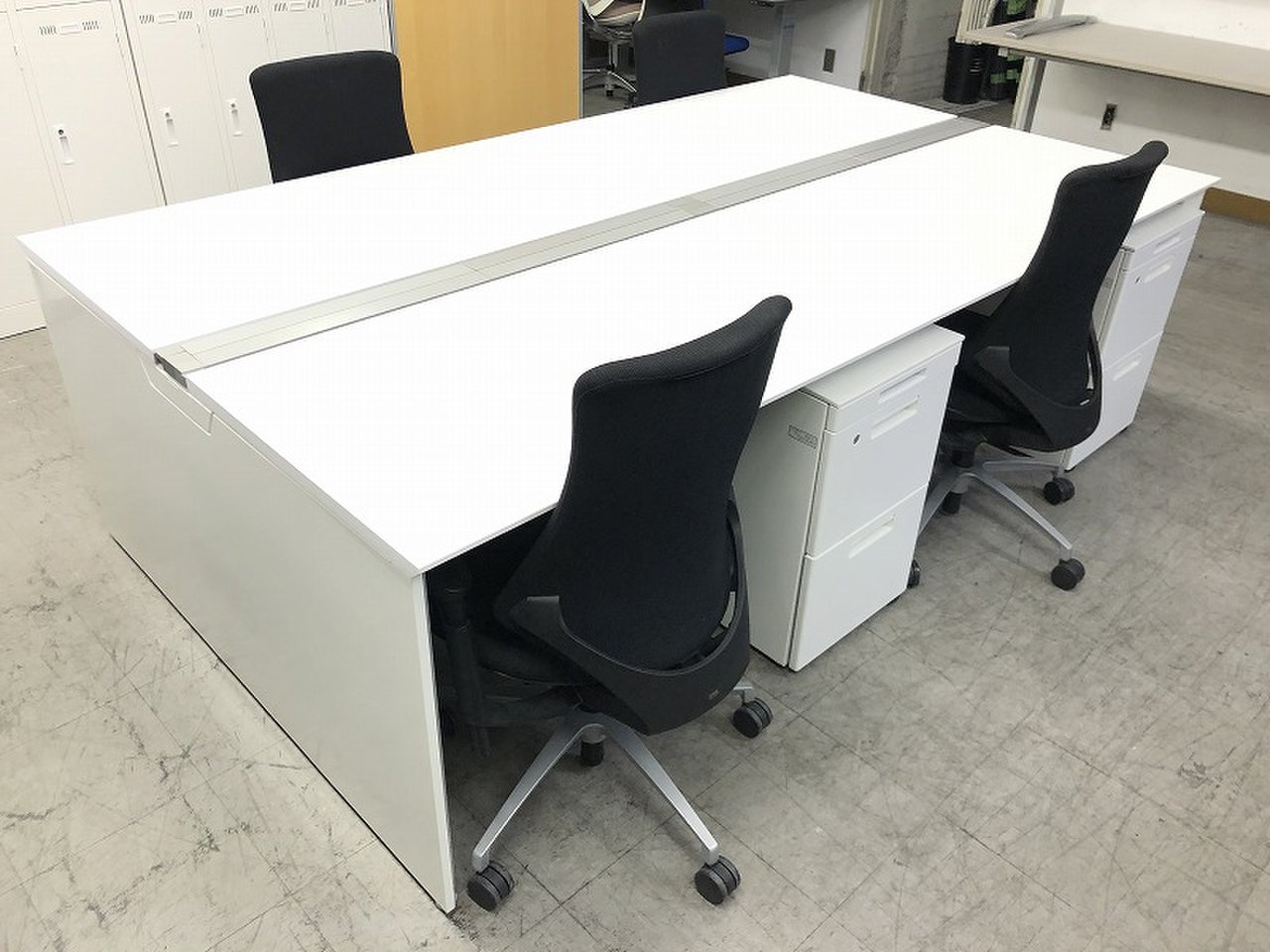 【事務用品を一括購入！！】セット商品の方がお安くお買い求め頂けます！！
                        プロユニットフリーウェイ 
                                    中古
            