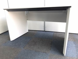 【お洒落な平机】フリーアドレスデスクと併用可能です！