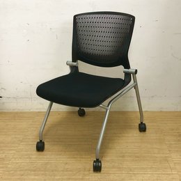 【今なら数揃います！】スタイリッシュフォルムかつコンパクト収納可能！！ミーティングシーンに革命を！！