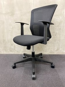 倉庫在庫品【メッシュ生地の新品オフィスチェアが揃います！】数量限定大特価！θ