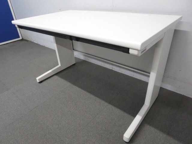 【中古】CZ   イトーキ（ITOKI） 平机