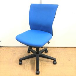 【在庫入替】【まとめて入れ替えにオススメ】コクヨのスタンダードチェアです！