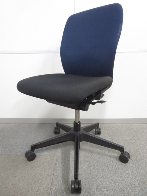 【中古】フルゴ  KF-440GB-T1T1B2 イトーキ（ITOKI） 肘無ローバックチェア