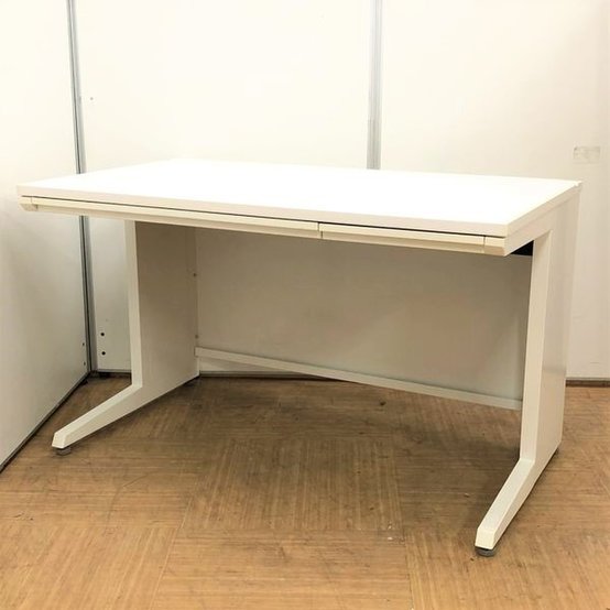 【中古】アドバンス   オカムラ（okamura） 平机