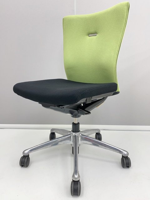 【中古】フィーゴ   オカムラ（okamura） 肘無ローバックチェア