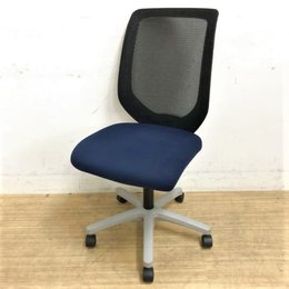 低価格でデザイン性のあるメッシュチェア！！　イトーキ　コルトチェア　