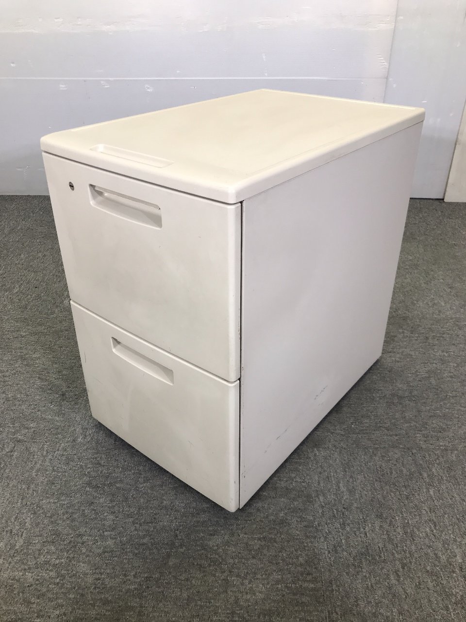 【用途に合わせて♪】2段のワゴン入荷しました！

                        新BS 
                                    中古
            