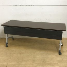 【在庫入替価格】簡単なレイアウト調整　天板を倒すだけでキャスターのロックが可能　※幕板傷あり　ウチダ　スタックテーブル