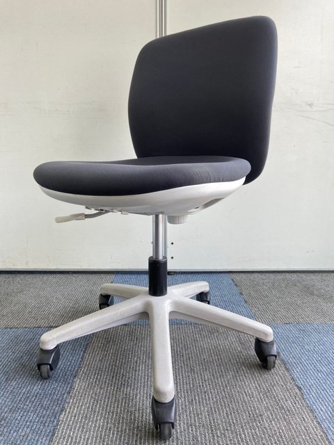 【中古】エニーザ  AF-10WS ウチダ（UCHIDA) 肘無ローバックチェア