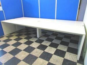 【大人気】清潔感のあるホワイトカラー！オフィスの働き方改革に！【関西在庫数ナンバーワン・尼崎店】