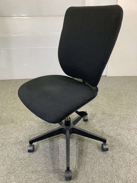 【中古】プラオ  KE-230GS-T1T1 イトーキ（ITOKI） 肘無ハイバックチェア