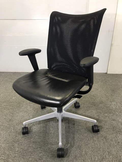 【中古】プラオα  KE-535LE-Z5T1T1 イトーキ（ITOKI） 肘付ローバックチェア