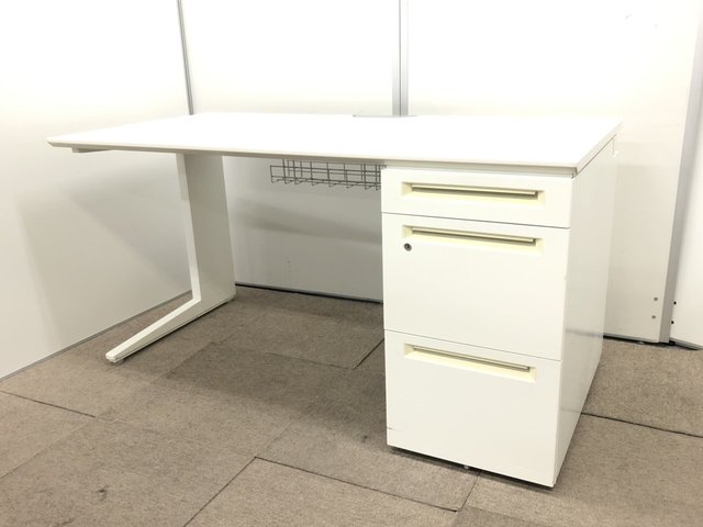 【中古】プロユニット   オカムラ（okamura） 片袖机