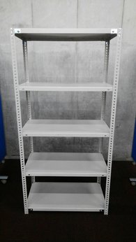 W890の中古ラックが大量(44台)入荷しました！　天地5段　耐荷重：段/100kg　上下六角ボルト式
 ※マテハン本舗の中古商品は、千葉県柏市に在庫がございます。