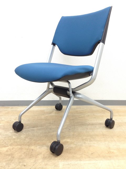 【中古】レクシブ  KCL-820GP-Z5B4 イトーキ（ITOKI） ネスティングチェア